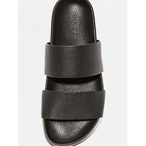 GONE TOM. Great deal!! Vince Georgie Sandal